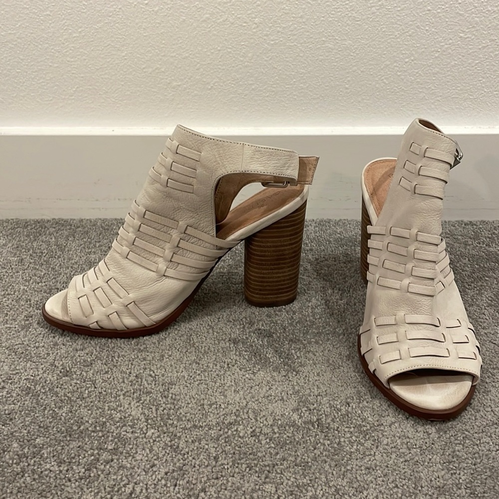 Caslon Heeled Sandal